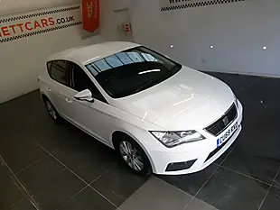 Used 2020 SEAT Leon Se White - Interior and Exterior details 18