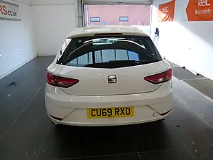 Used 2020 SEAT Leon Se White - Interior and Exterior details 7