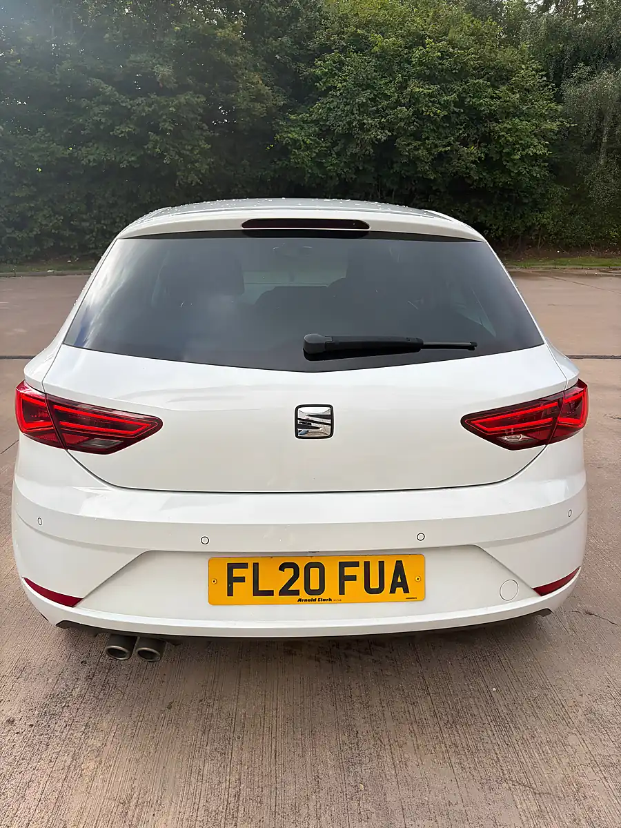 Used 2020 SEAT Leon Xcellence Lux White - Interior and Exterior details 4