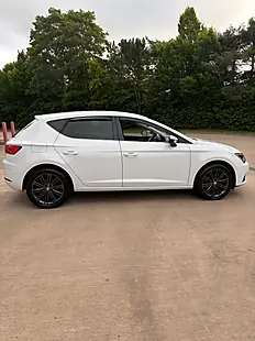 Used 2020 SEAT Leon Xcellence Lux White - Interior and Exterior details 6