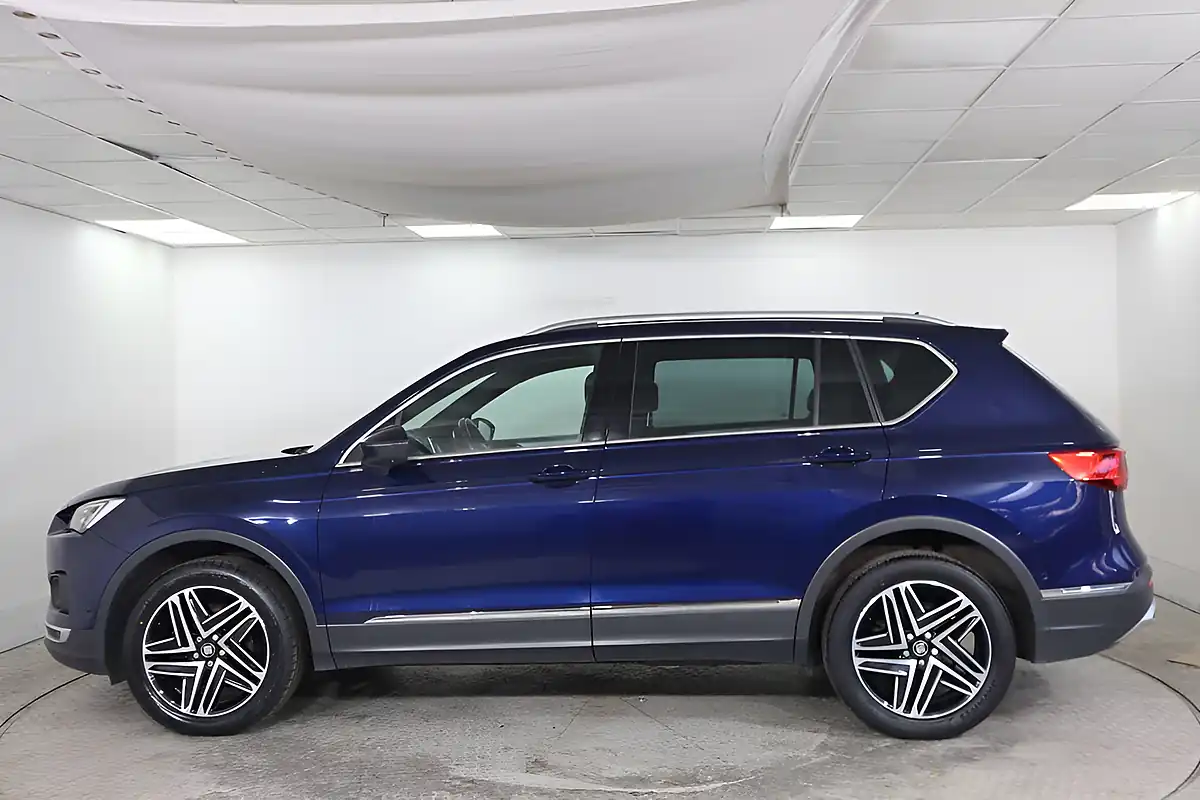 Used 2020 SEAT Tarraco Xcellence Blue - Interior and Exterior details 8