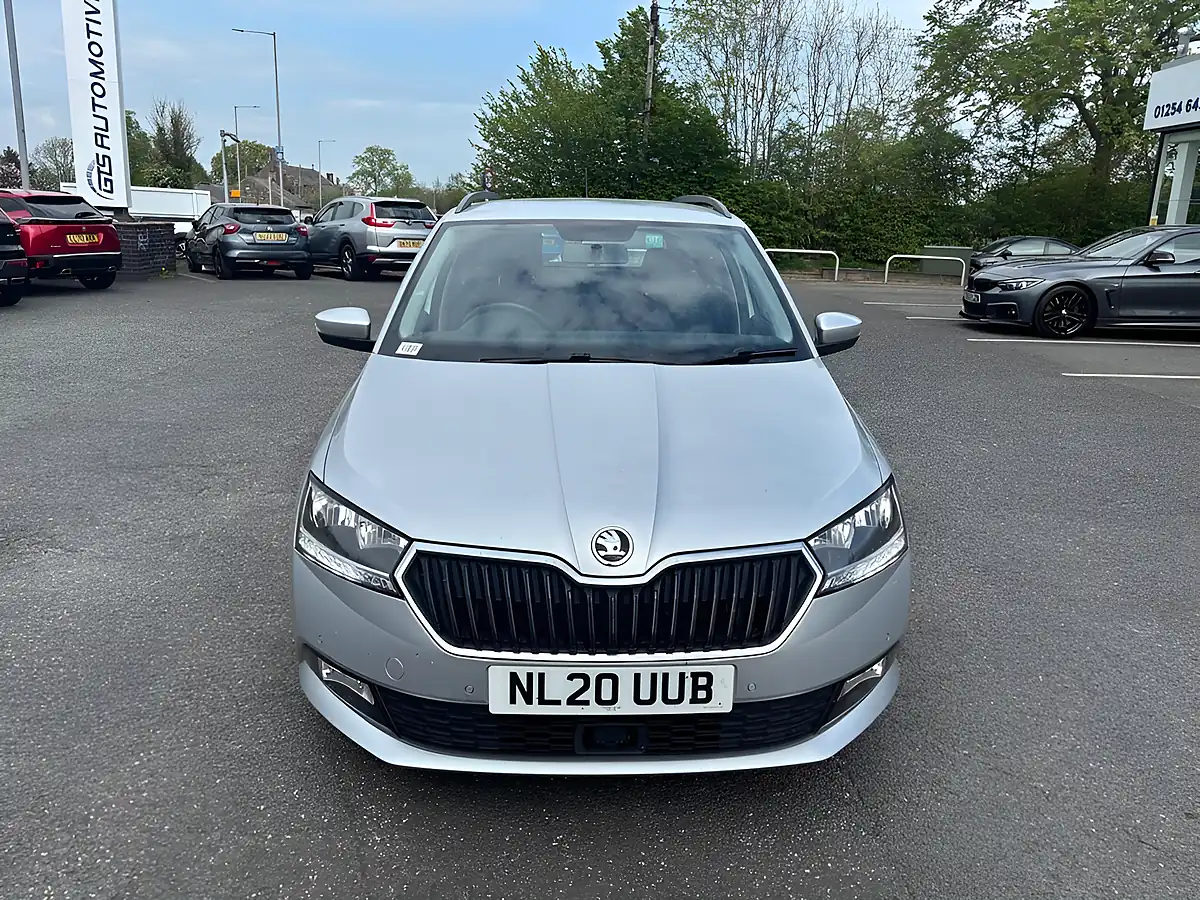 Used 2020 Skoda Fabia Se Drive Brilliant Silver - Interior and Exterior details 6