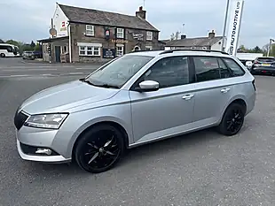 Used 2020 Skoda Fabia Se Drive Brilliant Silver - Interior and Exterior details 8