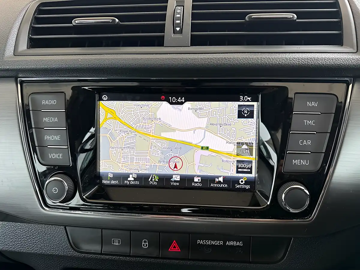 Used 2020 Skoda Fabia Se L Silver - Interior and Exterior details 8