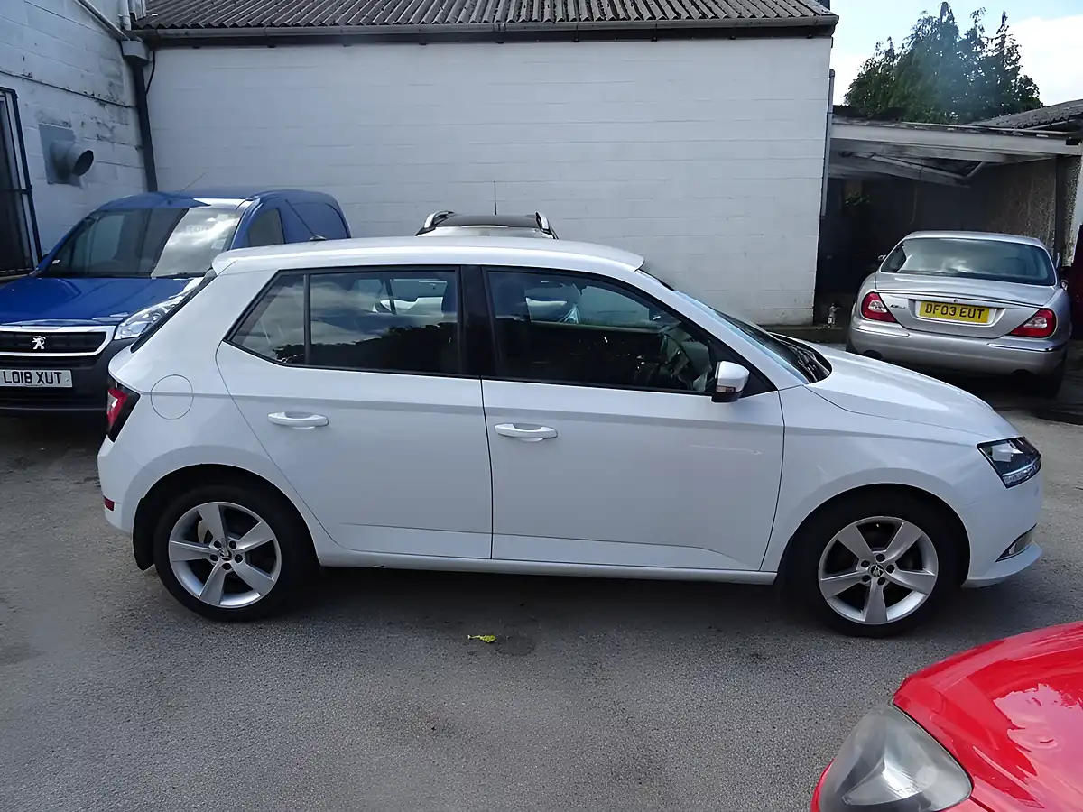 Used 2020 Skoda Fabia Se L White - Interior and Exterior details 11