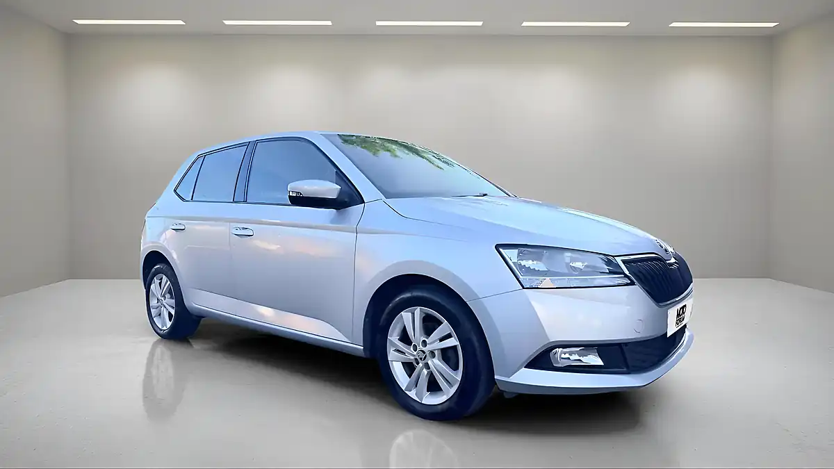 Used 2020 Skoda Fabia Se Silver - Interior and Exterior details 17