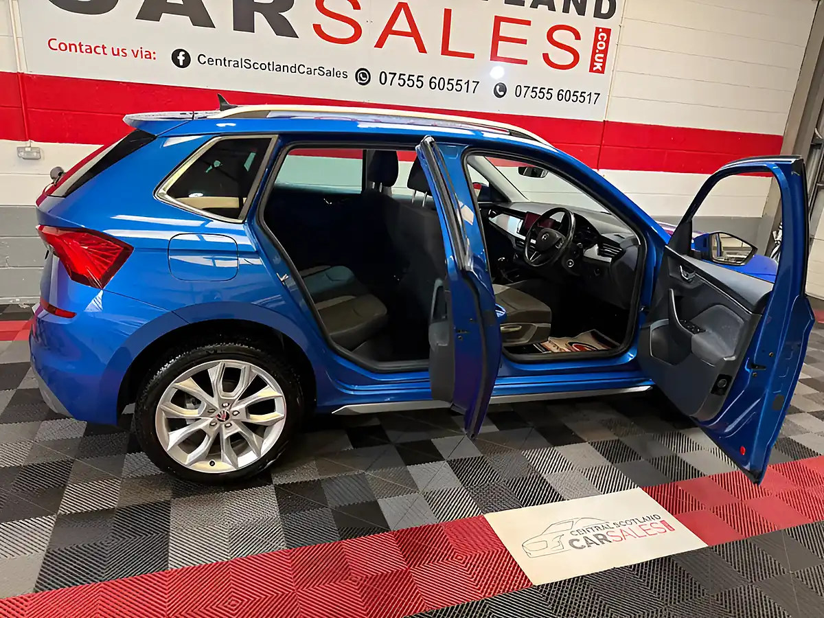 Used 2020 Skoda Kamiq Se L Blue - Interior and Exterior details 14