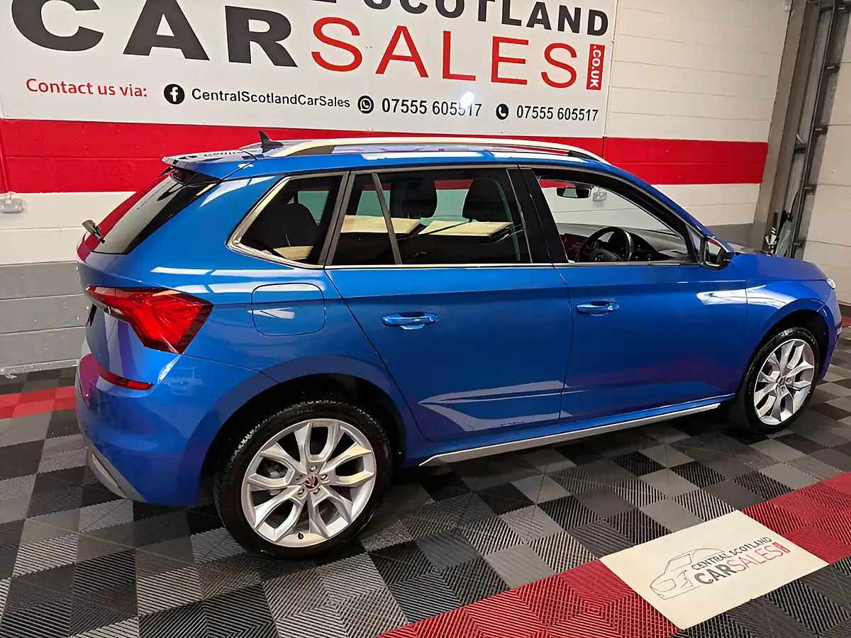 Used 2020 Skoda Kamiq Se L Blue - Interior and Exterior details 15