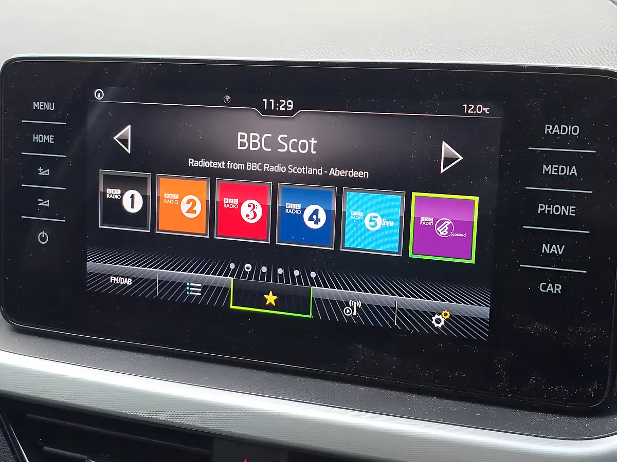 Used 2020 Skoda Kamiq Se L Blue - Interior and Exterior details 12