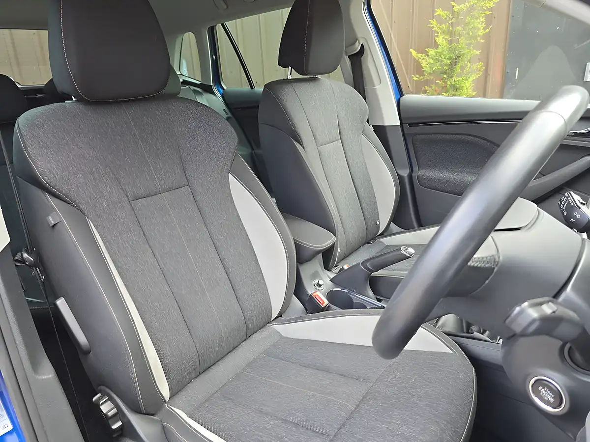 Used 2020 Skoda Kamiq Se L Blue - Interior and Exterior details 6