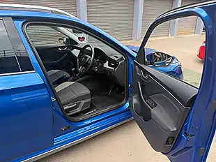Used 2020 Skoda Kamiq Se L Blue - Interior and Exterior details 13