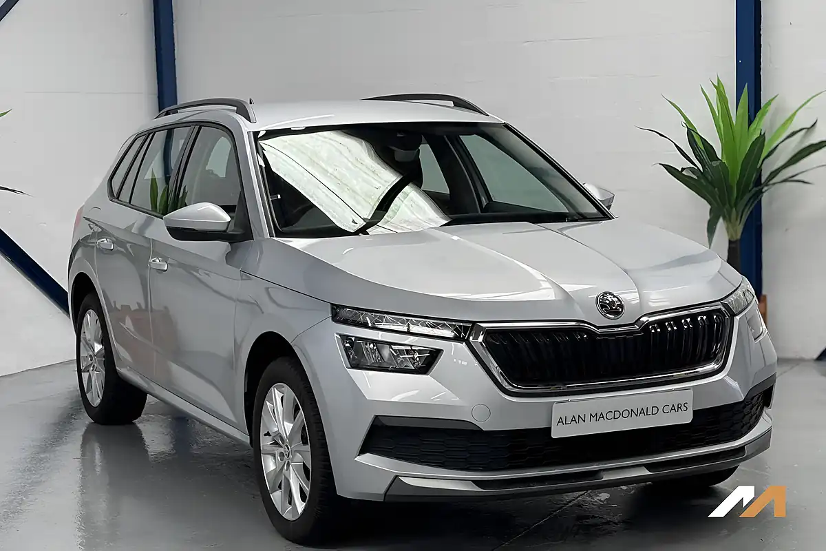 Used 2020 Skoda Kamiq Se Silver - Front View