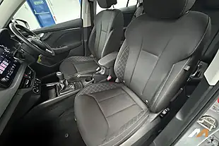 Used 2020 Skoda Kamiq Se Silver - Interior and Exterior details 18