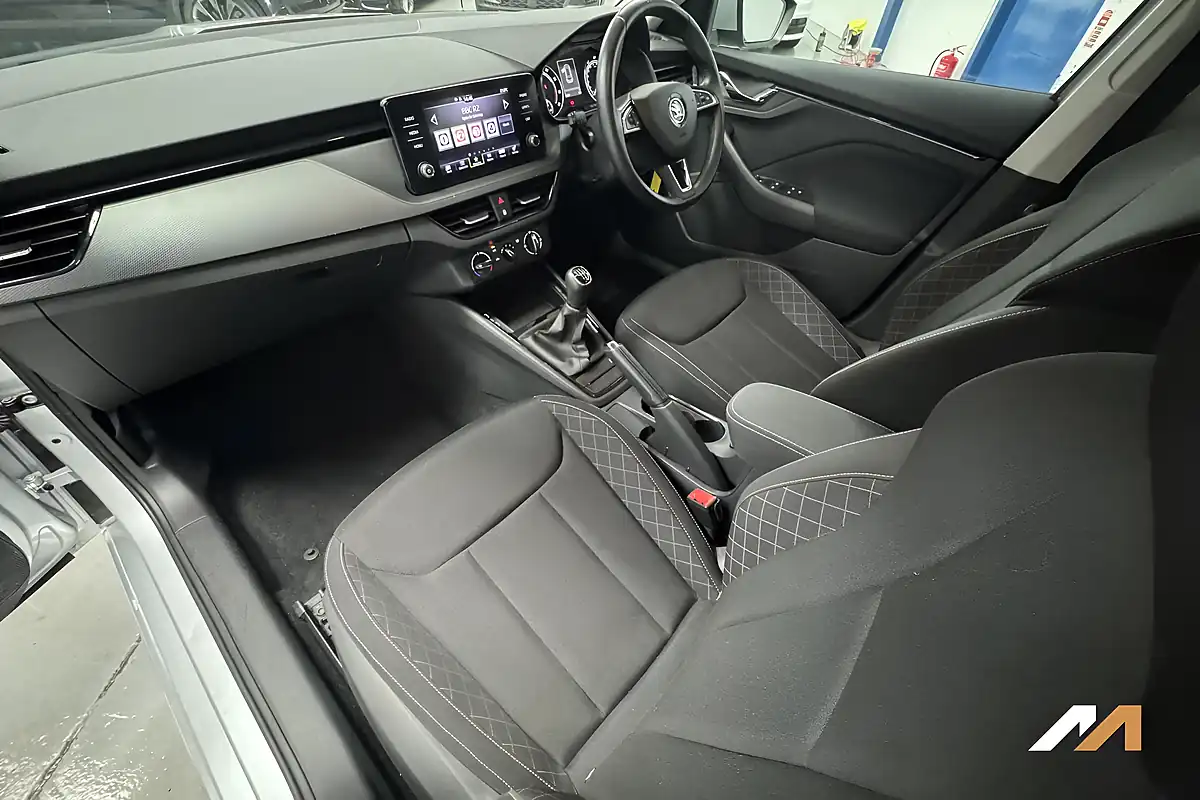 Used 2020 Skoda Kamiq Se Silver - Interior and Exterior details 19