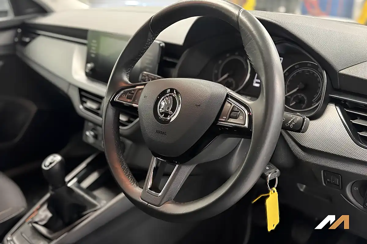 Used 2020 Skoda Kamiq Se Silver - Interior and Exterior details 20