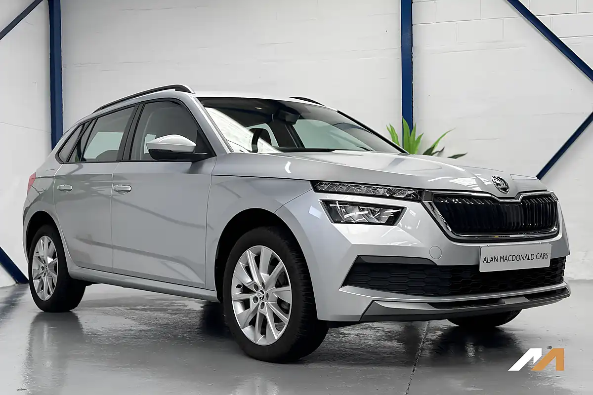 Used 2020 Skoda Kamiq Se Silver - Interior and Exterior details 5