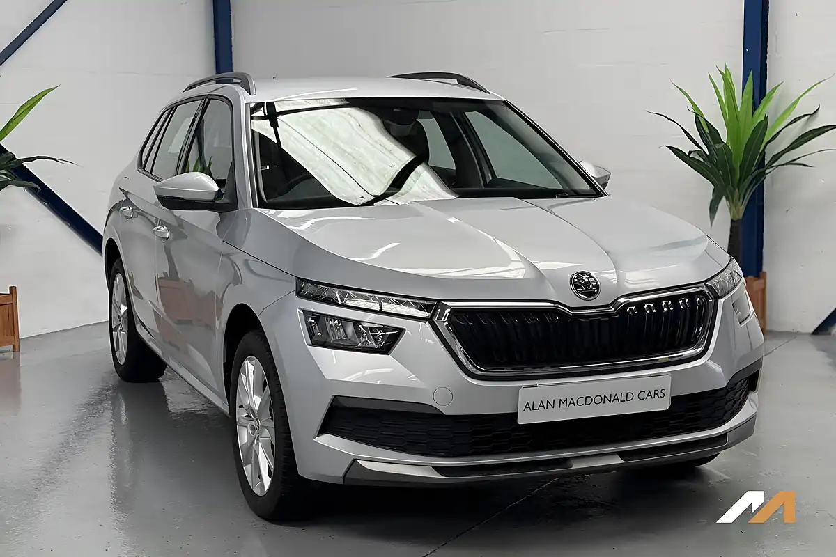 Used 2020 Skoda Kamiq Se Silver - Interior and Exterior details 7