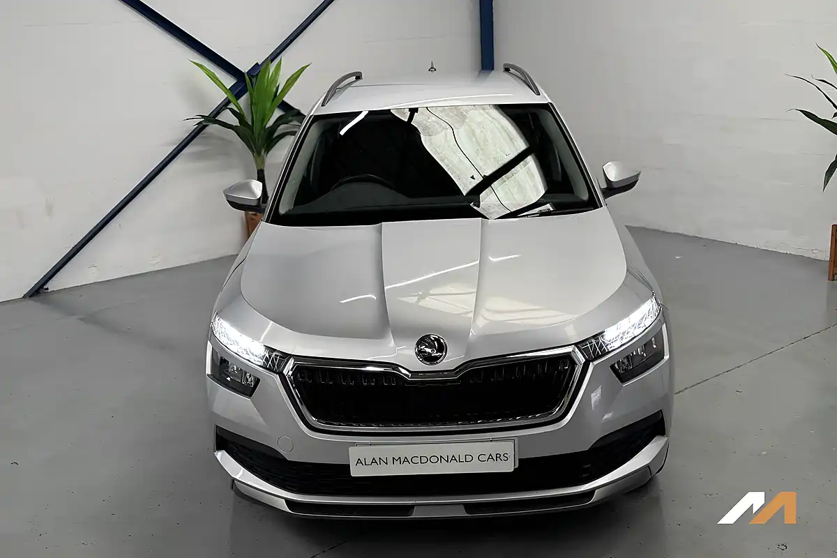 Used 2020 Skoda Kamiq Se Silver - Interior and Exterior details 8