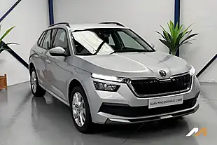 Used 2020 Skoda Kamiq Se Silver - Interior and Exterior details 9