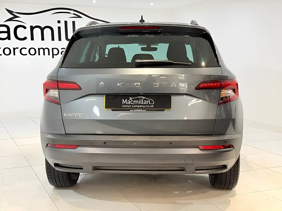 Used 2020 Skoda Karoq Se Drive Grey - Interior and Exterior details 10