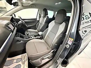 Used 2020 Skoda Karoq Se Drive Grey - Interior and Exterior details 16