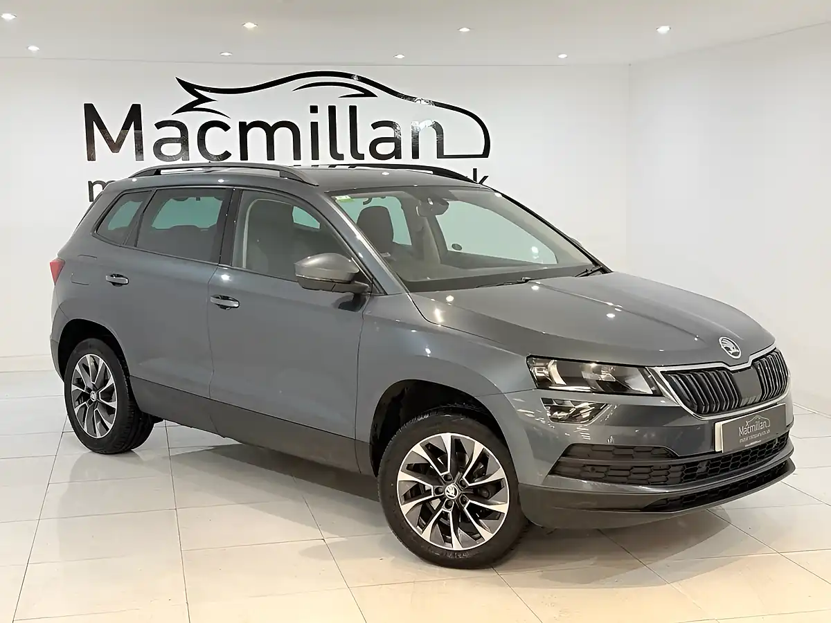 Used 2020 Skoda Karoq Se Drive Grey - Interior and Exterior details 3