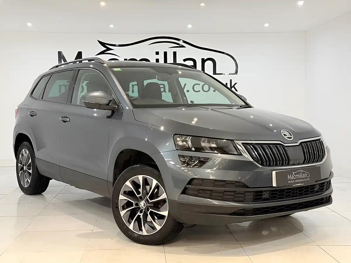 Used 2020 Skoda Karoq Se Drive Grey - Interior and Exterior details 4