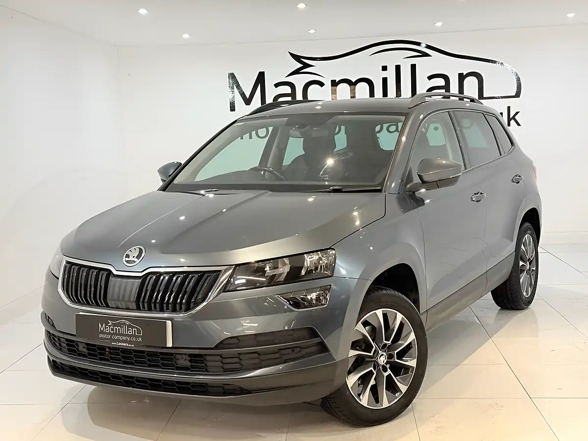 Used 2020 Skoda Karoq Se Drive Grey - Interior and Exterior details 5