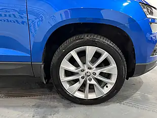Used 2020 Skoda Karoq Se L Blue - Interior and Exterior details 11