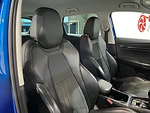 Used 2020 Skoda Karoq Se L Blue - Interior and Exterior details 12