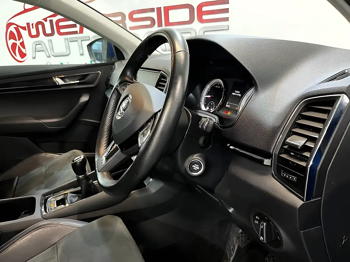 Used 2020 Skoda Karoq Se L Blue - Interior and Exterior details 13