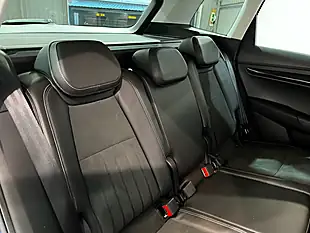 Used 2020 Skoda Karoq Se L Blue - Interior and Exterior details 15