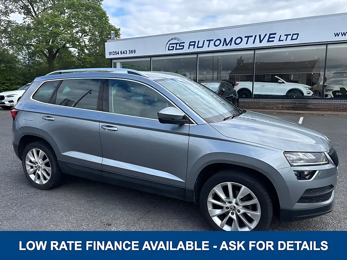 Used 2020 Skoda Karoq Se L Business Grey - Front View