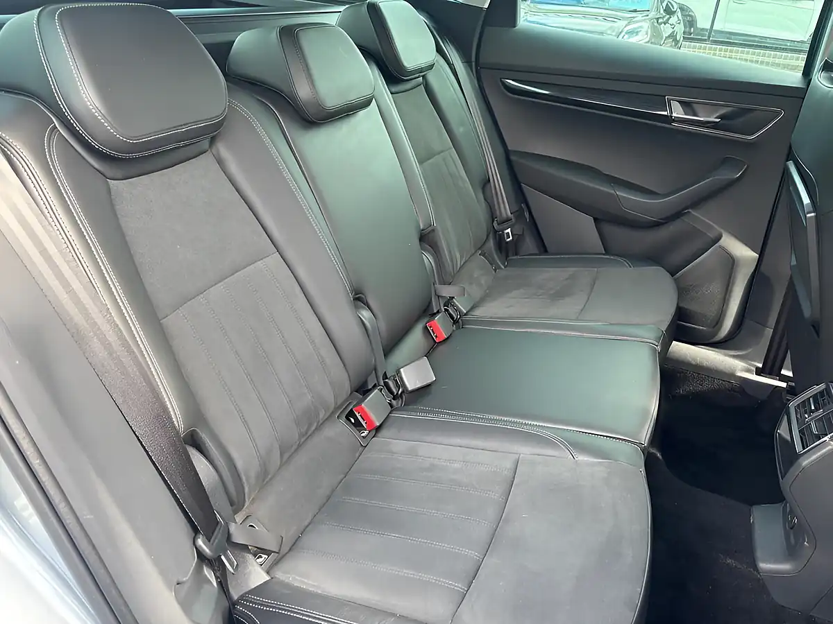 Used 2020 Skoda Karoq Se L Business Grey - Interior and Exterior details 4