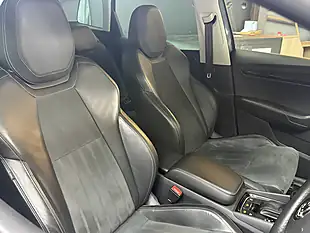 Used 2020 Skoda Karoq Se L Grey - Interior and Exterior details 15