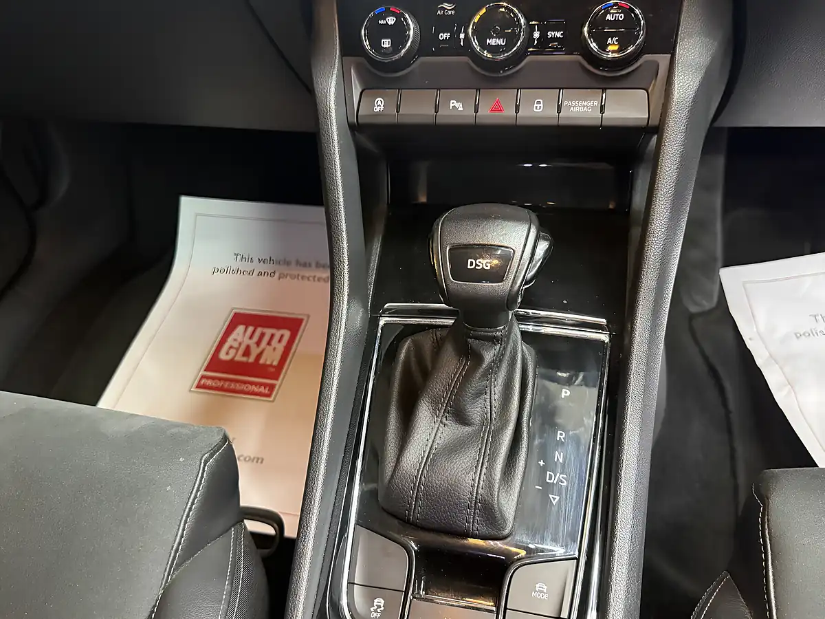 Used 2020 Skoda Karoq Se L Grey - Interior and Exterior details 16