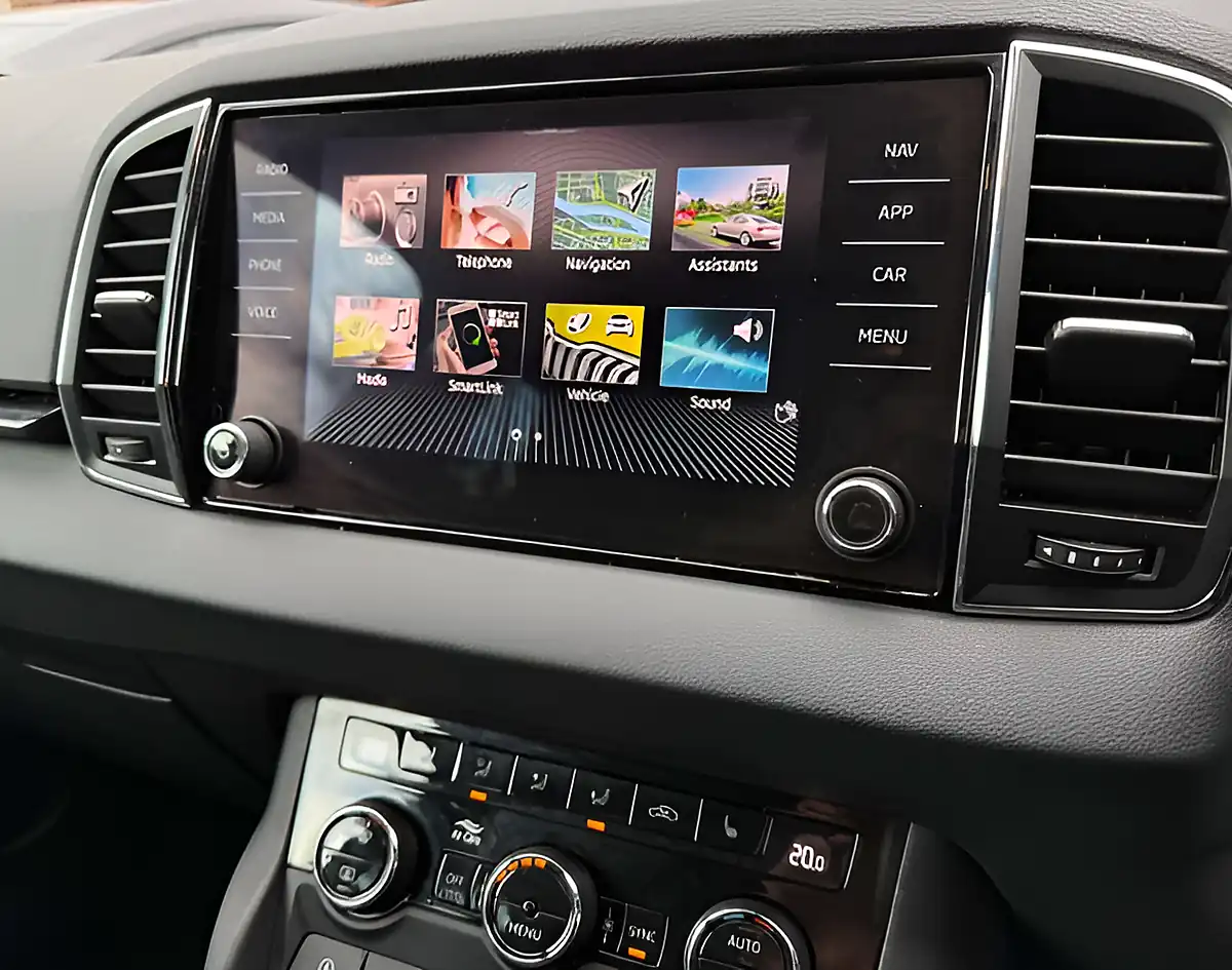 Used 2020 Skoda Karoq Se L - Interior and Exterior details 12