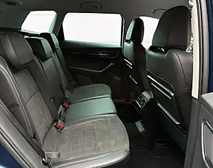 Used 2020 Skoda Karoq Se L - Interior and Exterior details 7