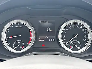 Used 2020 Skoda Karoq Se L White - Interior and Exterior details 18