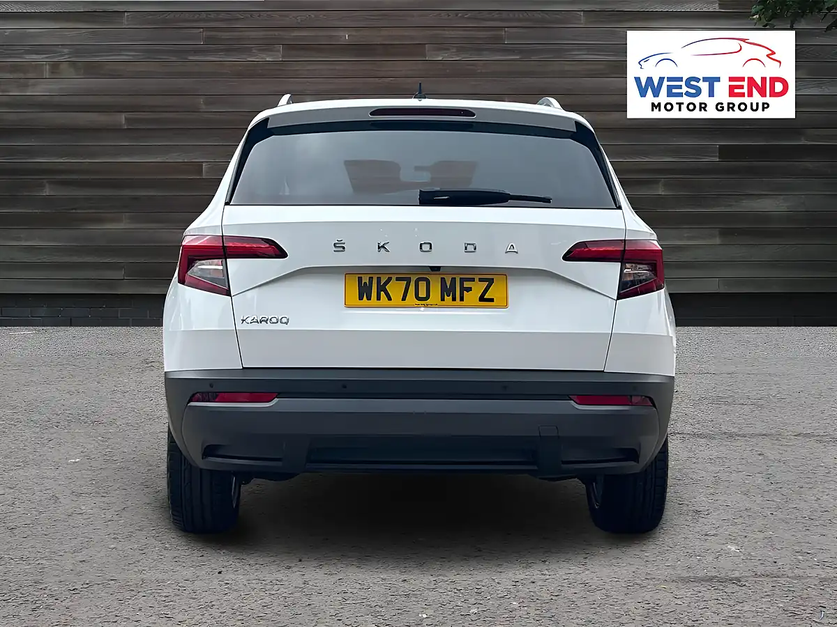Used 2020 Skoda Karoq Se L White - Interior and Exterior details 4