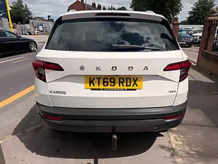 Used 2020 Skoda Karoq Se L White - Interior and Exterior details 20