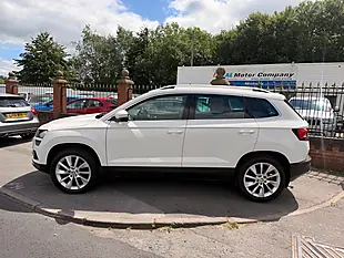 Used 2020 Skoda Karoq Se L White - Interior and Exterior details 3