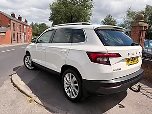 Used 2020 Skoda Karoq Se L White - Interior and Exterior details 7
