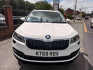 Used 2020 Skoda Karoq Se L White - Interior and Exterior details 9