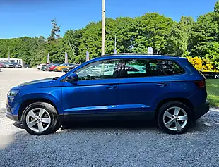Used 2020 Skoda Karoq Se Race Blue - Interior and Exterior details 7