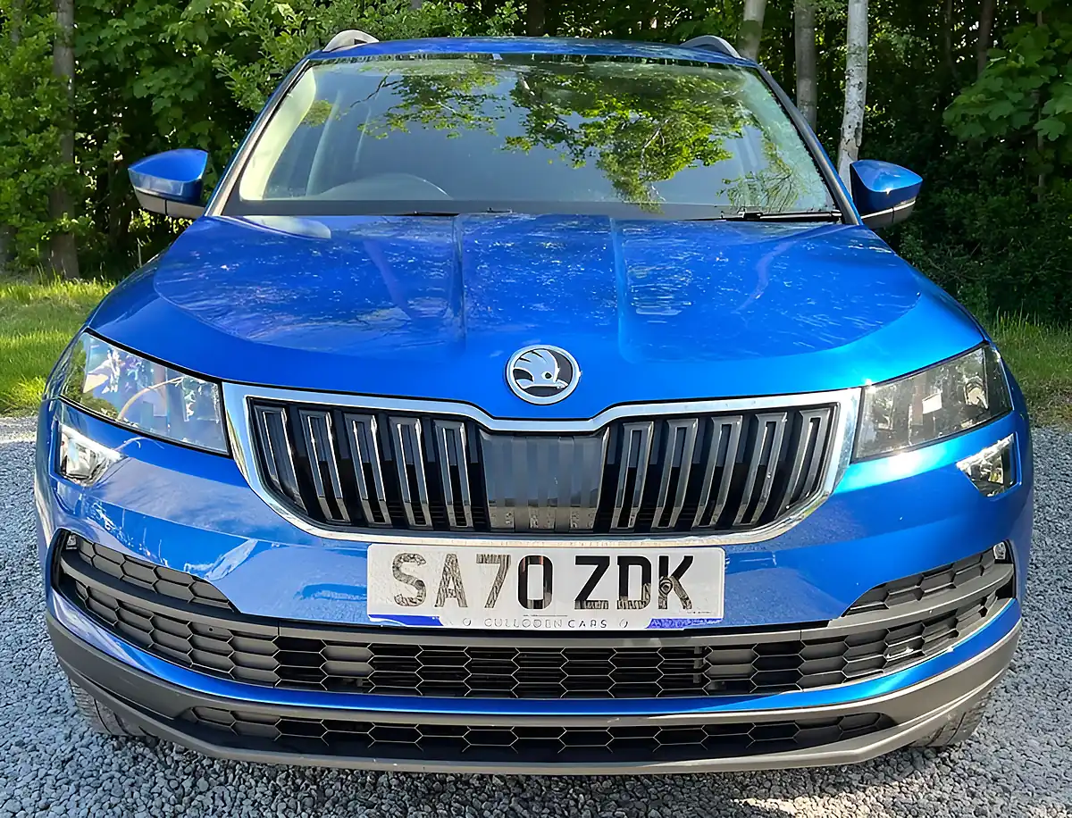 Used 2020 Skoda Karoq Se Race Blue - Interior and Exterior details 9