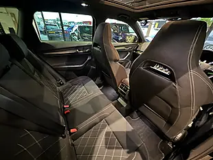 Used 2020 Skoda Karoq Sportline Black - Interior and Exterior details 7