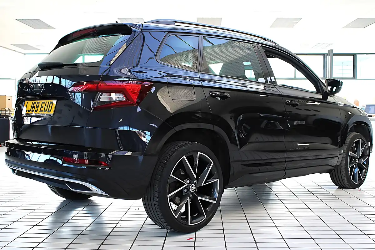Used 2020 Skoda Karoq Sportline Black - Interior and Exterior details 12
