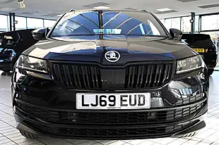 Used 2020 Skoda Karoq Sportline Black - Interior and Exterior details 7