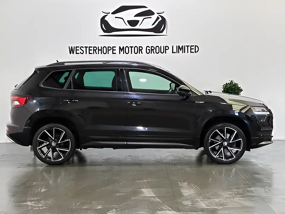 Used 2020 Skoda Karoq Sportline Black - Interior and Exterior details 20